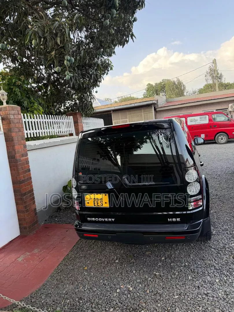 Land Rover Discovery 2015 Black