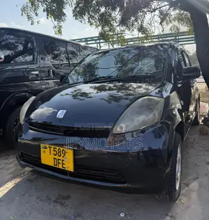 Toyota Passo 2004 Black