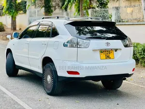 Toyota Harrier 2007 White
