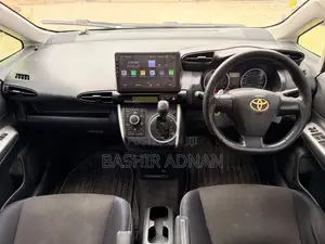 Toyota Wish 2010 White