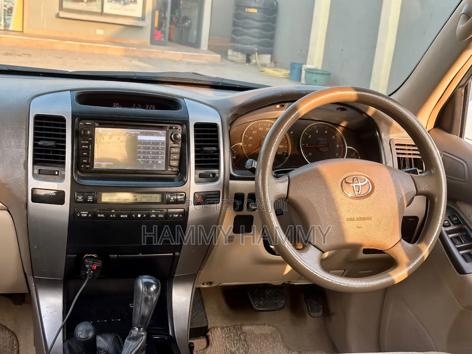 Toyota Land Cruiser 2003 White