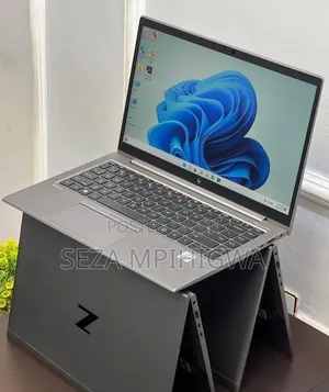Laptop HP ZBook Firefly 14 G7 16GB Intel Core i7 SSD 512GB