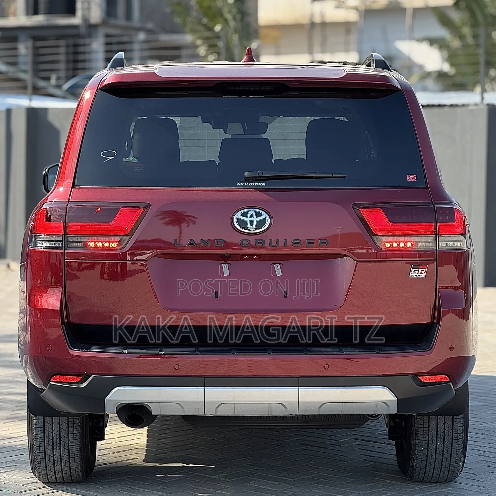 New Toyota Land Cruiser 2025 Red
