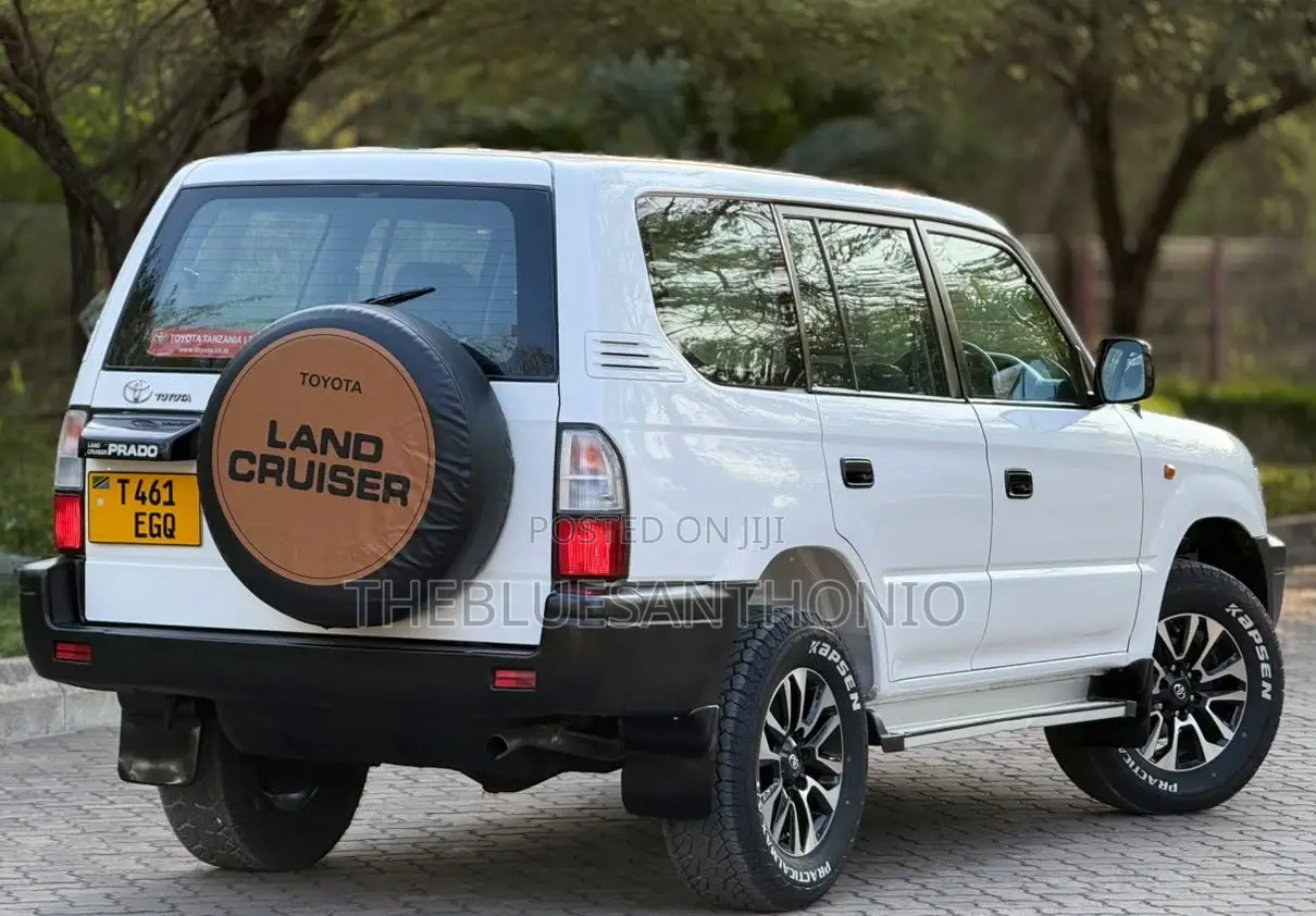 Toyota Land Cruiser Prado 2002 White