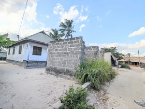 6bdrm House in Rada, Ukonga for sale