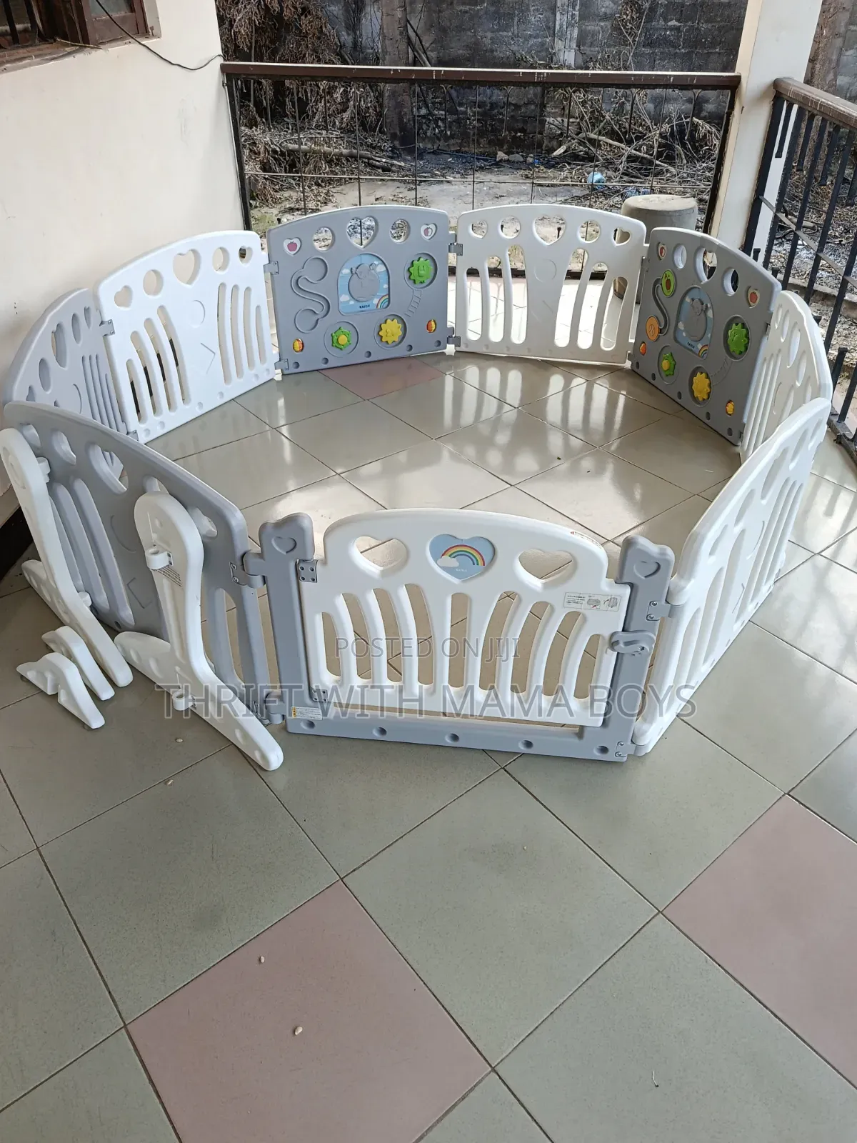 Playpen Coral Stand