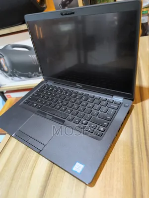 Laptop Dell Latitude 5400 8GB Intel Core 5 SSD 256GB