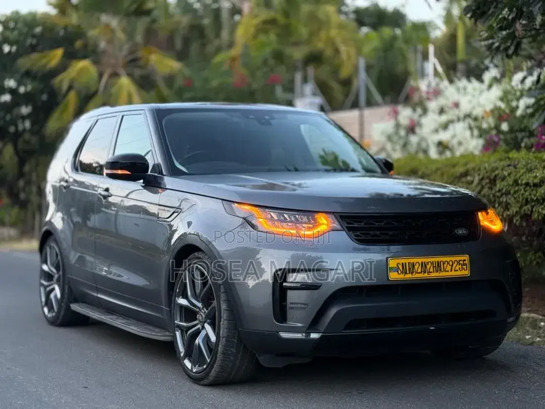 Land Rover Discovery 2018 Gray