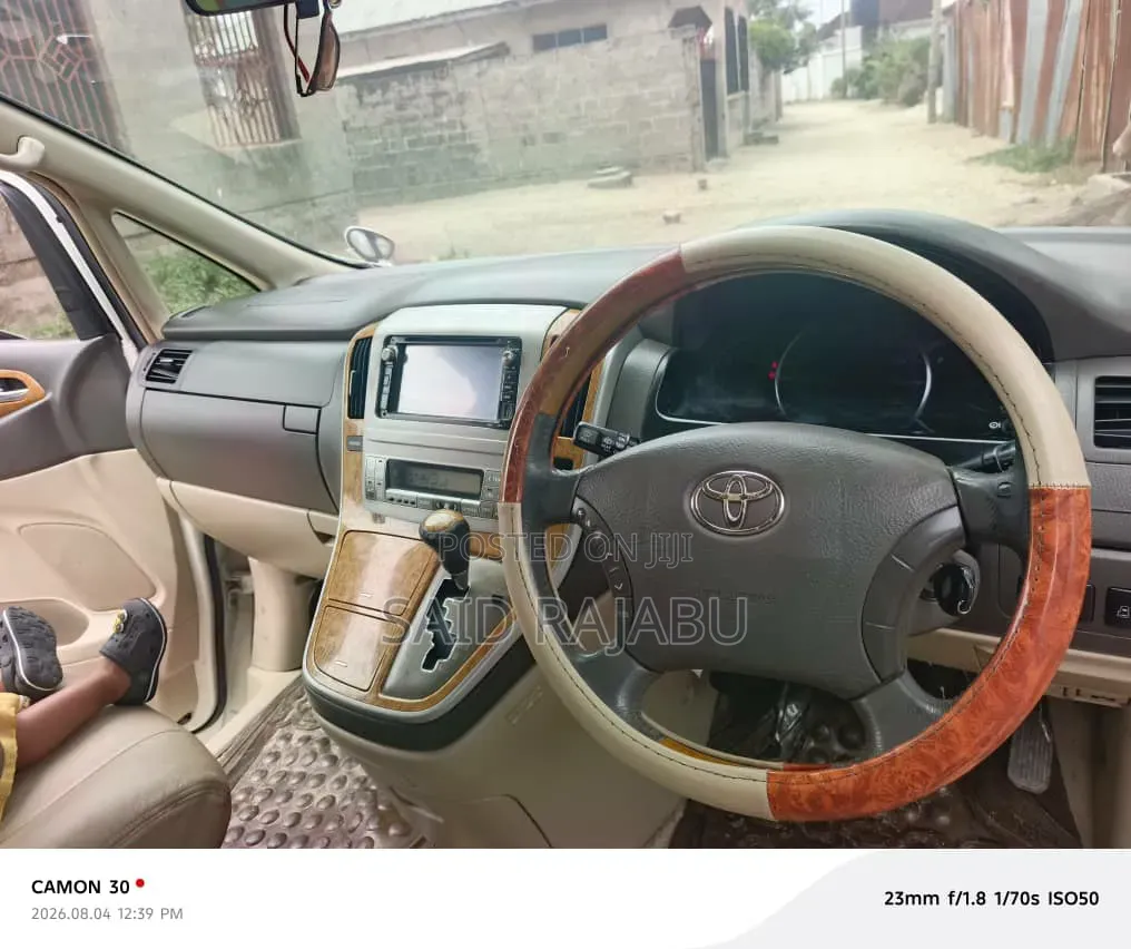Toyota Alphard 2008 White