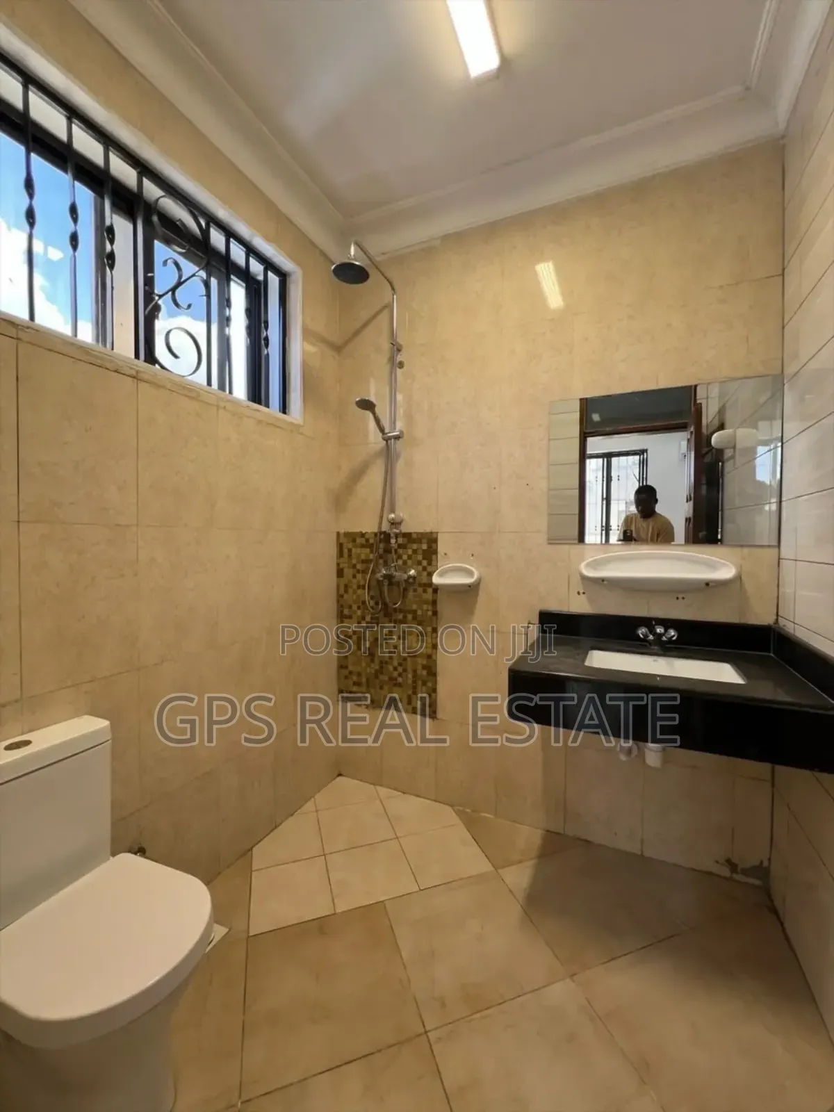 4bdrm Apartment in Mikocheni, Kinondoni for rent