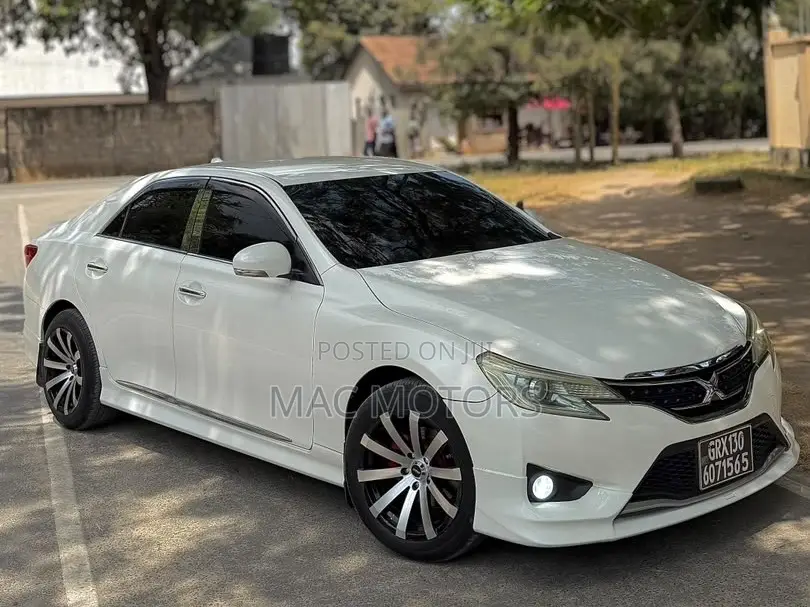 Toyota Mark X 2014 White