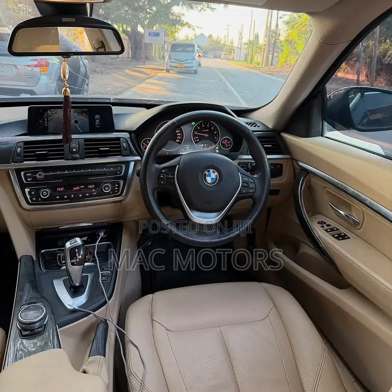 BMW G-Series 2014 Blue
