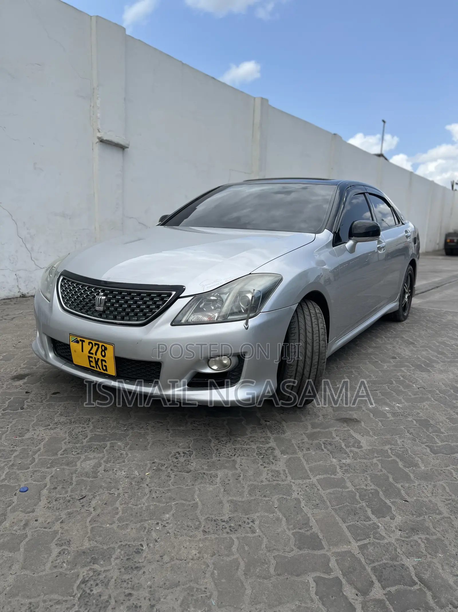 Toyota Crown 2008 White