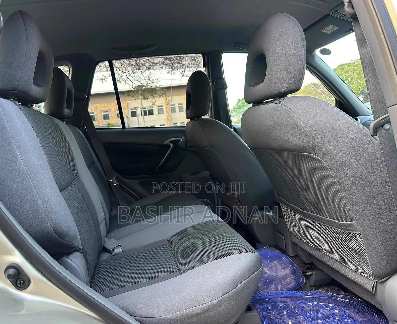 Toyota RAV4 Automatic 2003 Beige