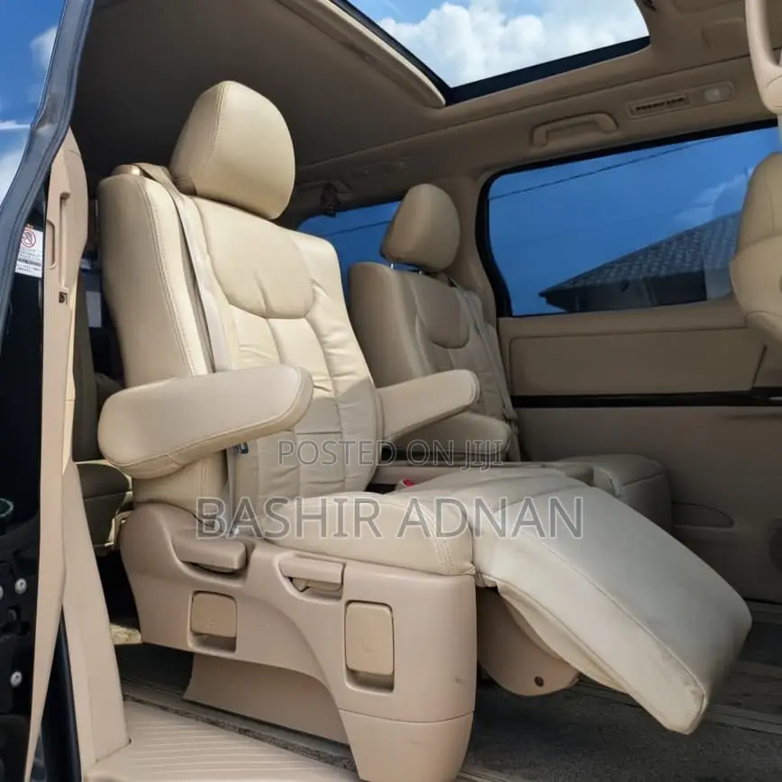 Toyota Alphard 2.4 Petrol FWD 2009 Black