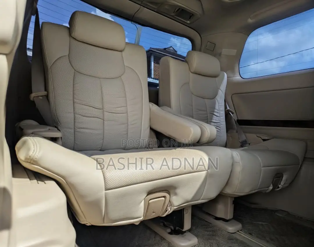 Toyota Alphard 2.4 Petrol FWD 2009 Black