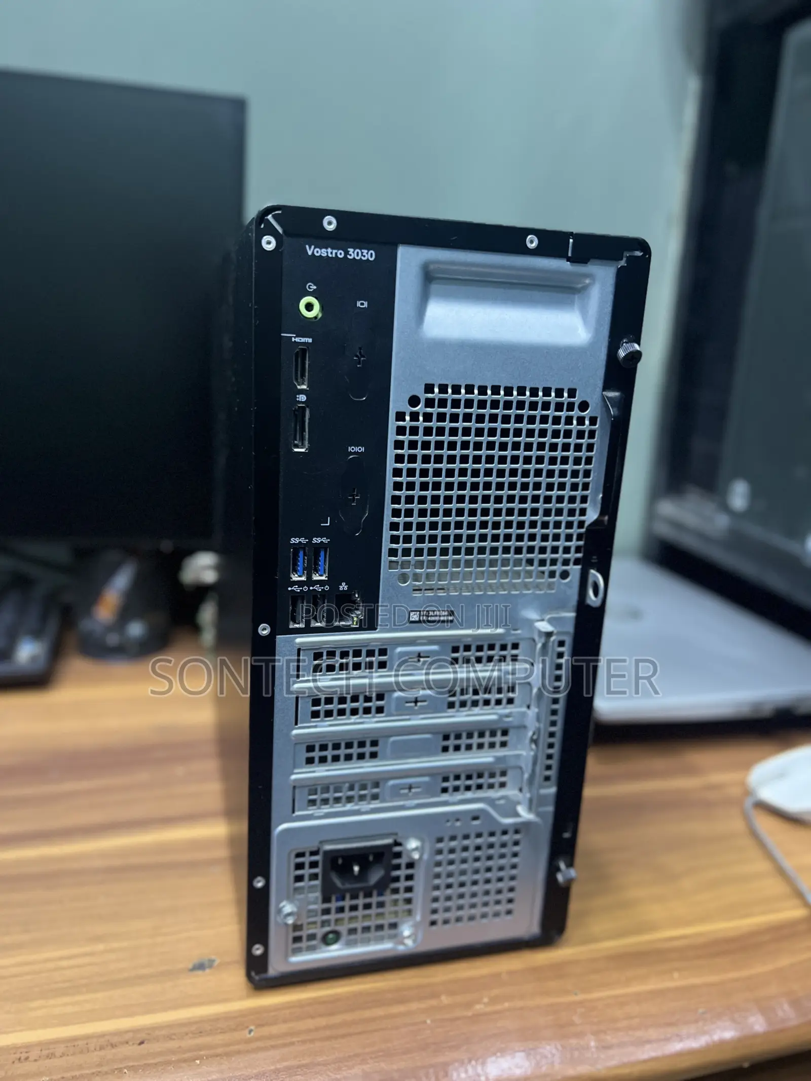Desktop Computer Dell Vostro 3030 8GB Intel Core i3 HDD 500GB