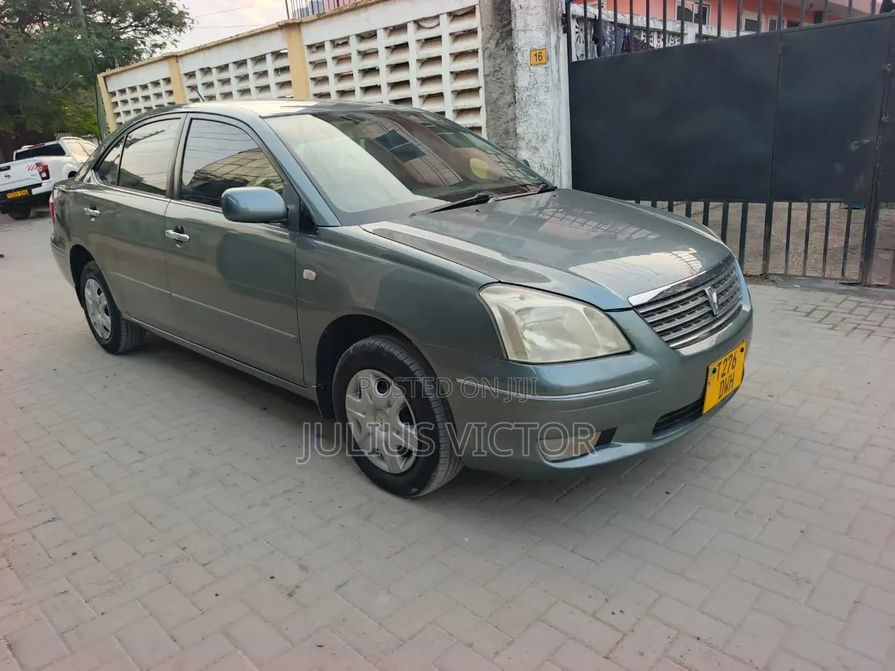 Toyota Premio 2004 Green