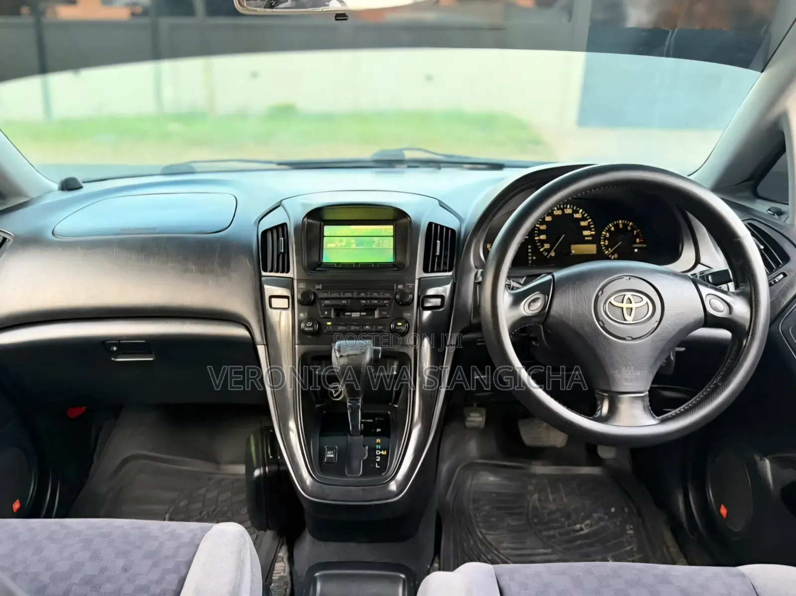 Toyota Harrier 2004