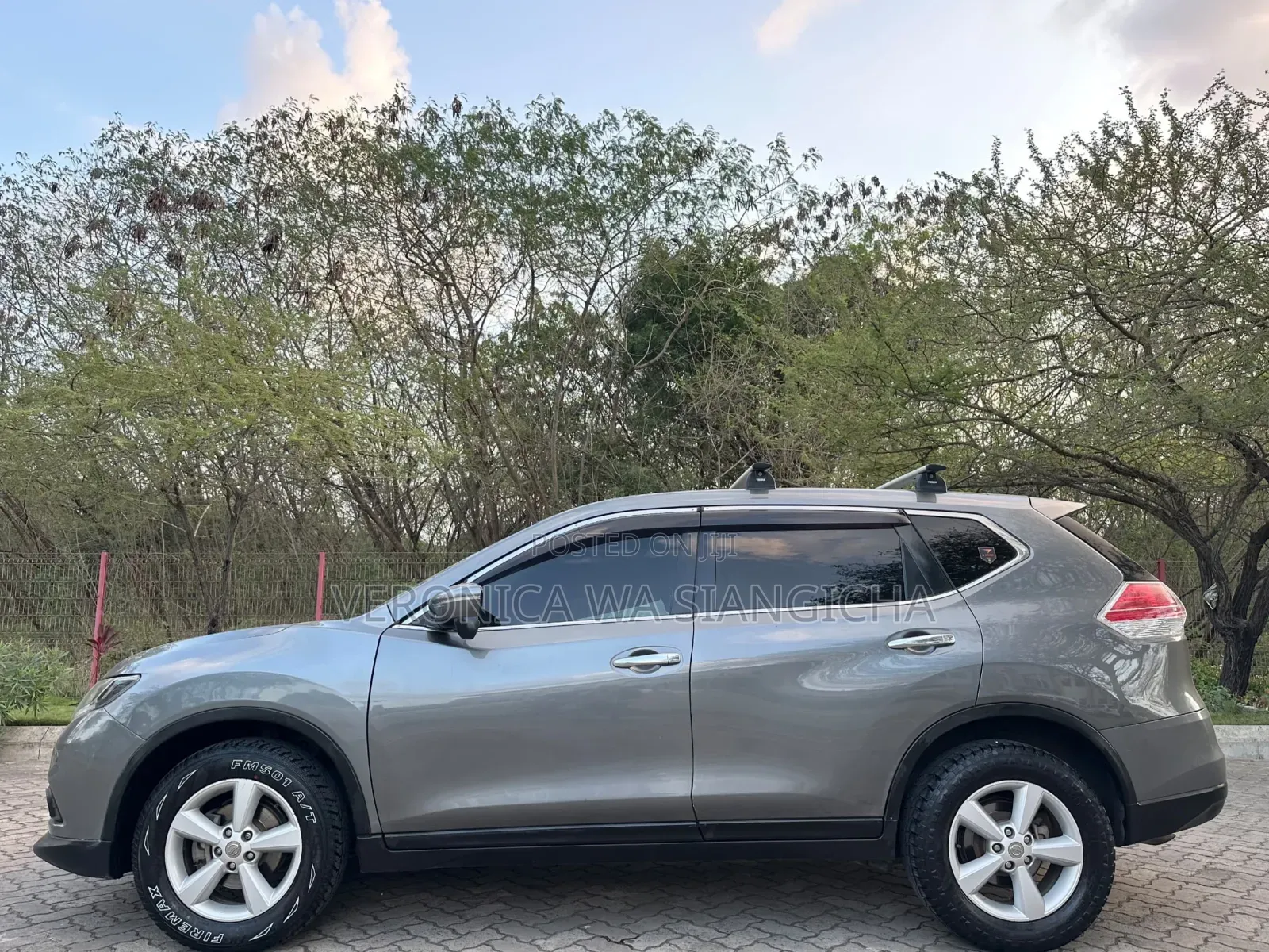 Nissan X-Trail 2017 Gray