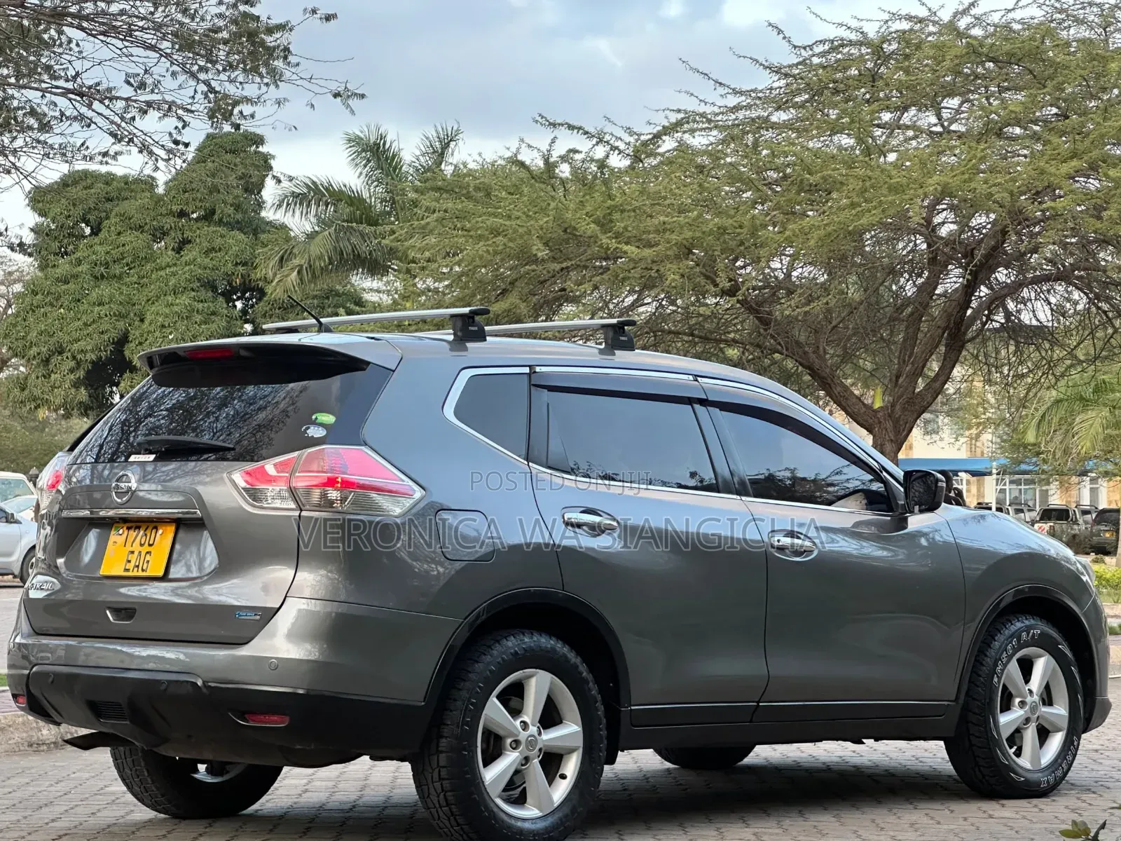 Nissan X-Trail 2017 Gray