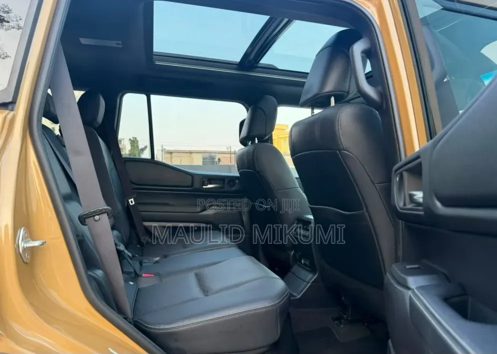 Toyota Land Cruiser Prado 2025 Gold