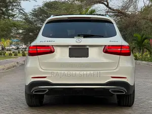 Mercedes-Benz GLC-Class 2017 White