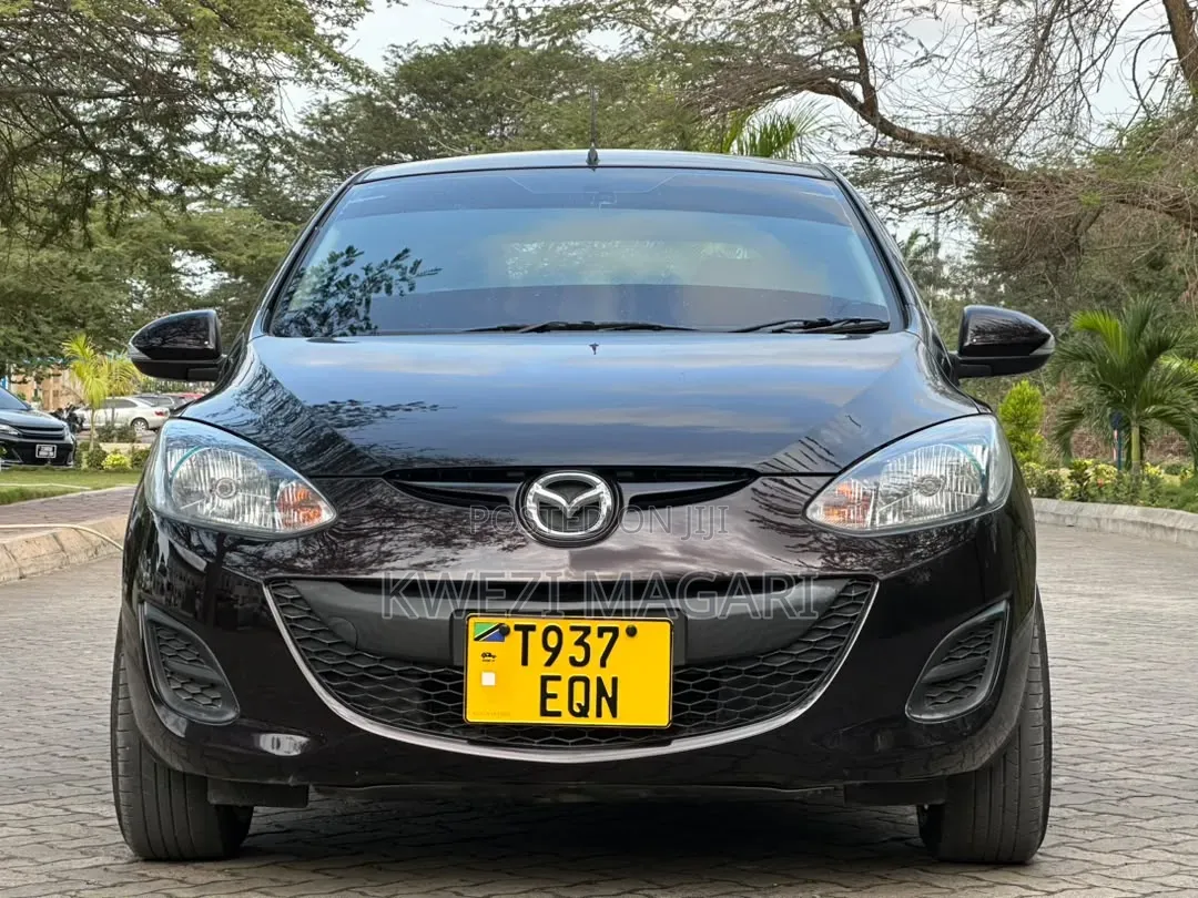 Mazda Demio 2012 Black