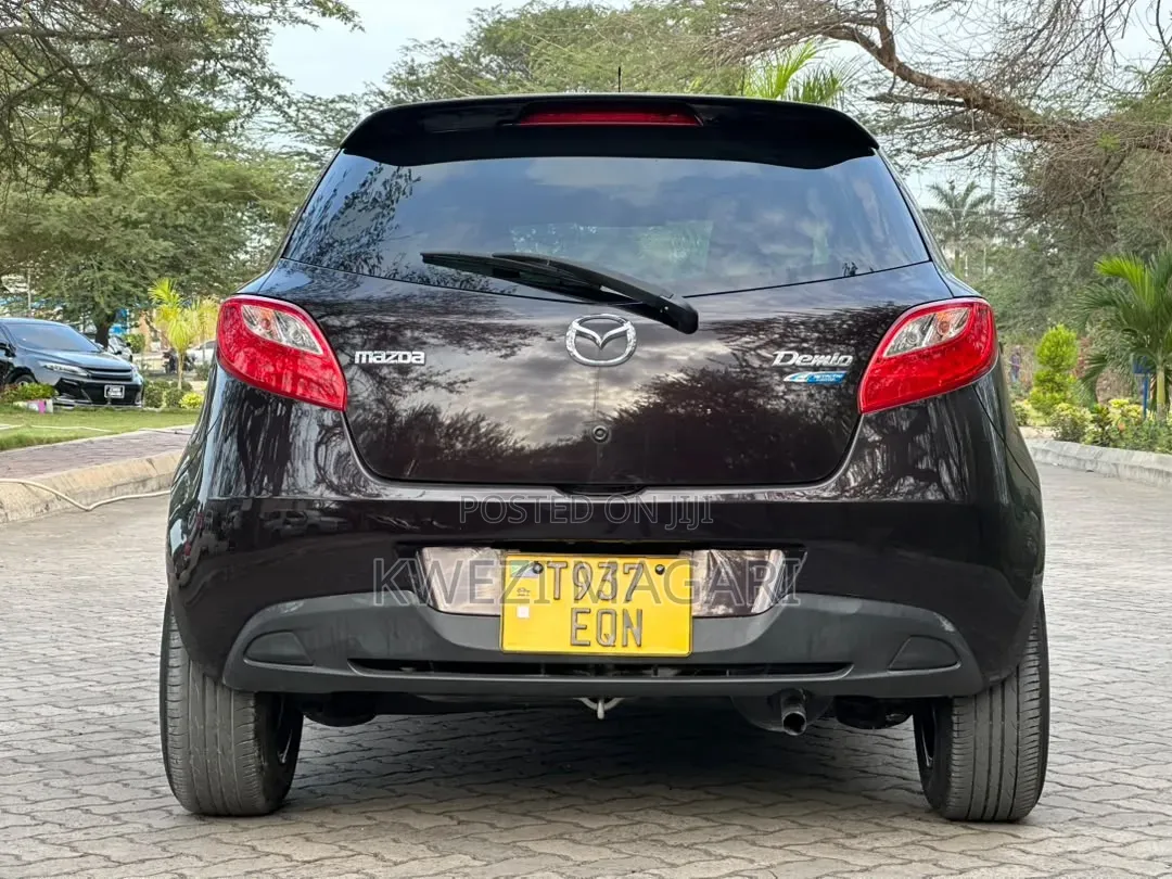 Mazda Demio 2012 Black