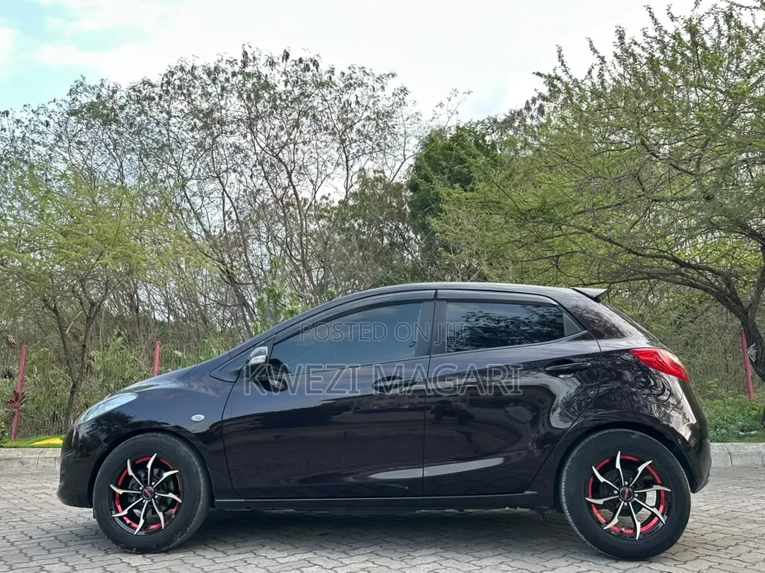Mazda Demio 2012 Black