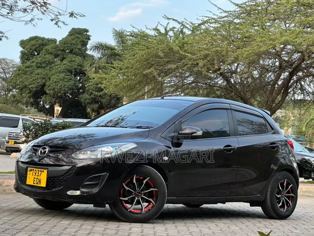 Mazda Demio 2012 Black