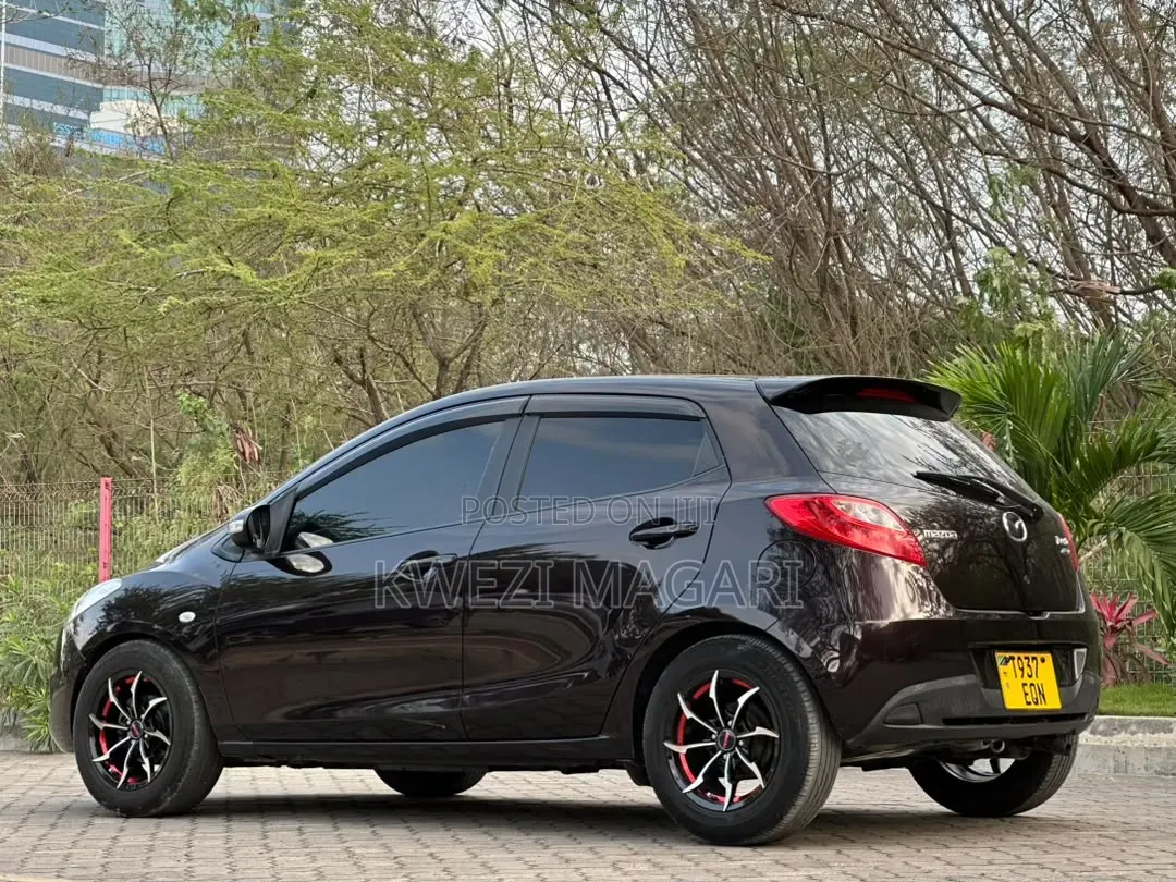 Mazda Demio 2012 Black