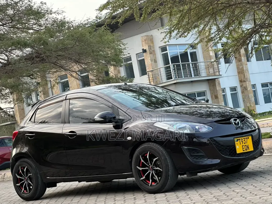 Mazda Demio 2012 Black