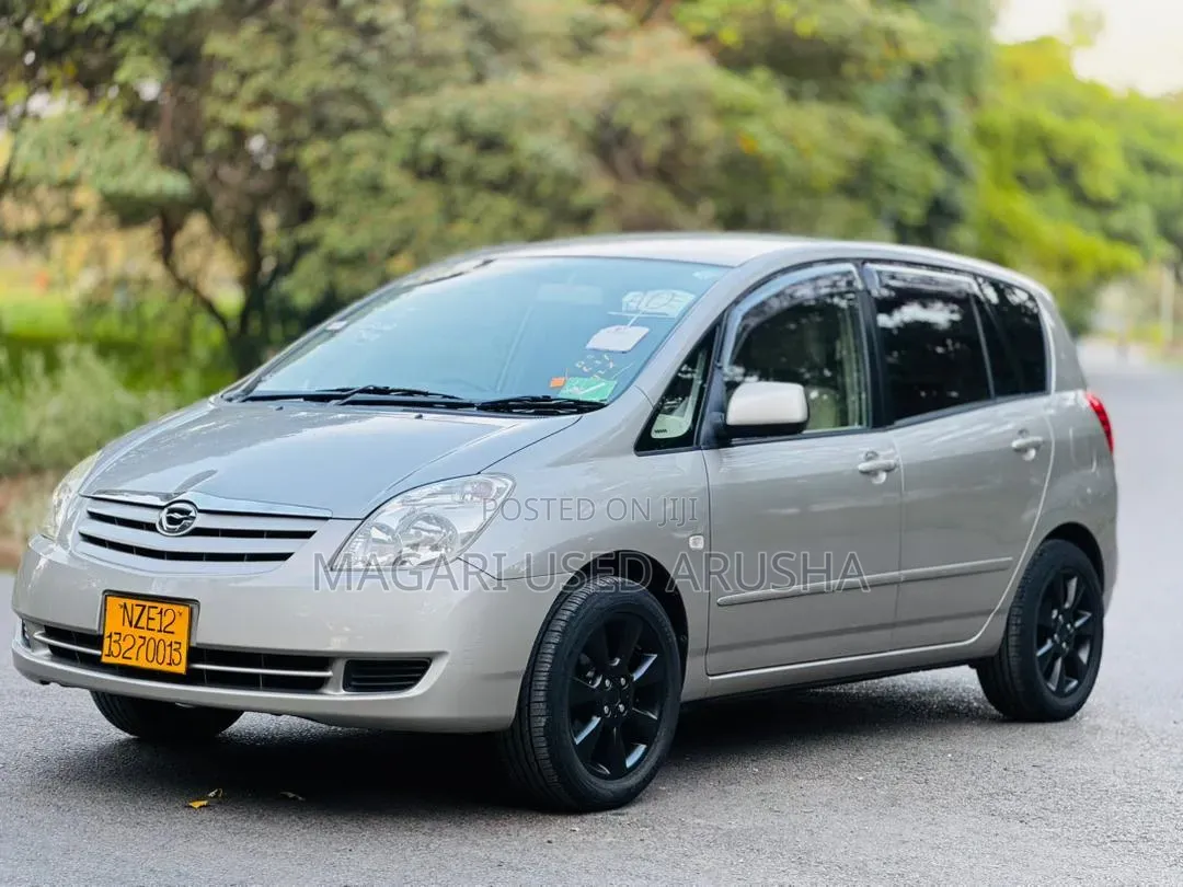 Toyota Corolla Spacio 2005 Silver