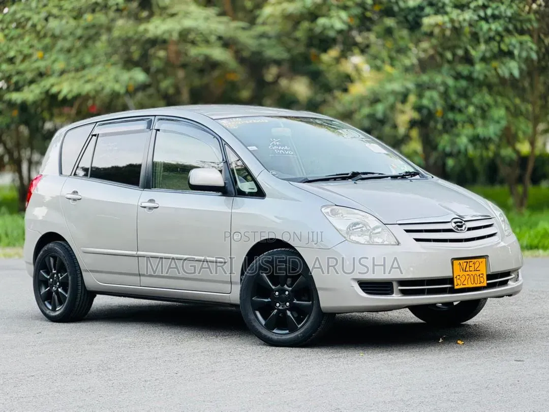 Toyota Corolla Spacio 2005 Silver