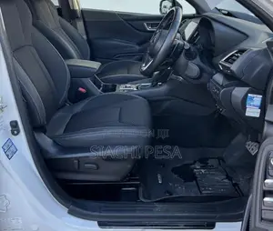 Subaru Forester 2019 White