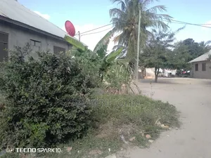 5bdrm House in Tanzania Daresalaam., Ilala for sale