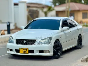 Toyota Crown 2007 White
