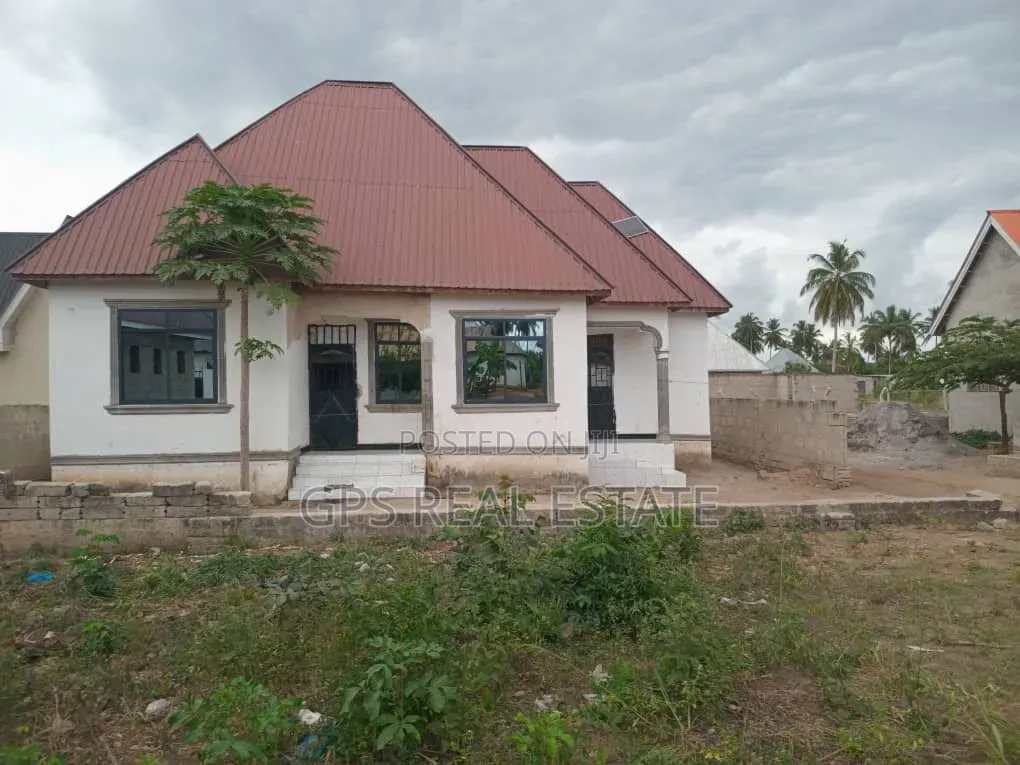 3bdrm House in Chanika Zingiziwa, Ilala for sale