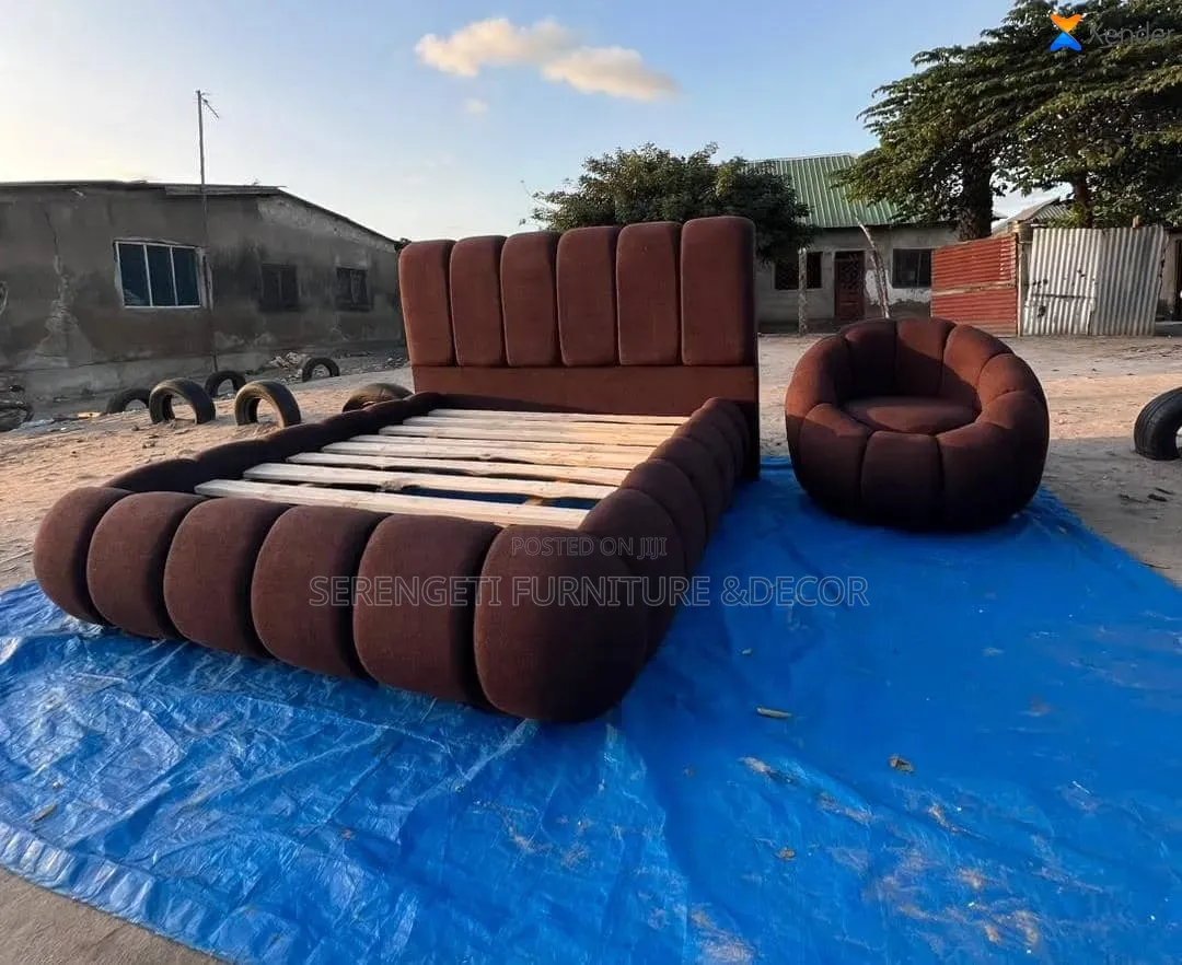 Classic Bed Sofa Pamoja Na Kiti Chake
