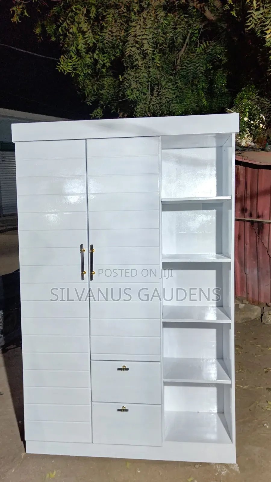 Furniture Za Ndani Na Ofisin