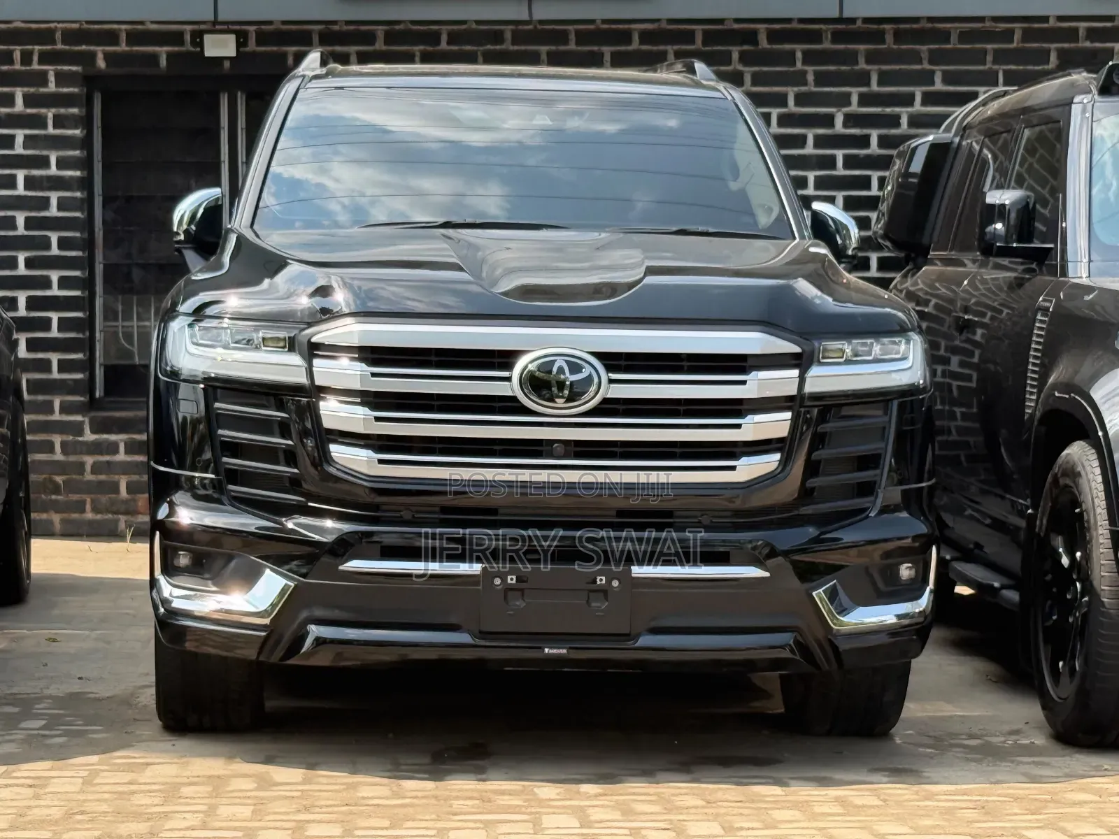Toyota Land Cruiser 2022 Black