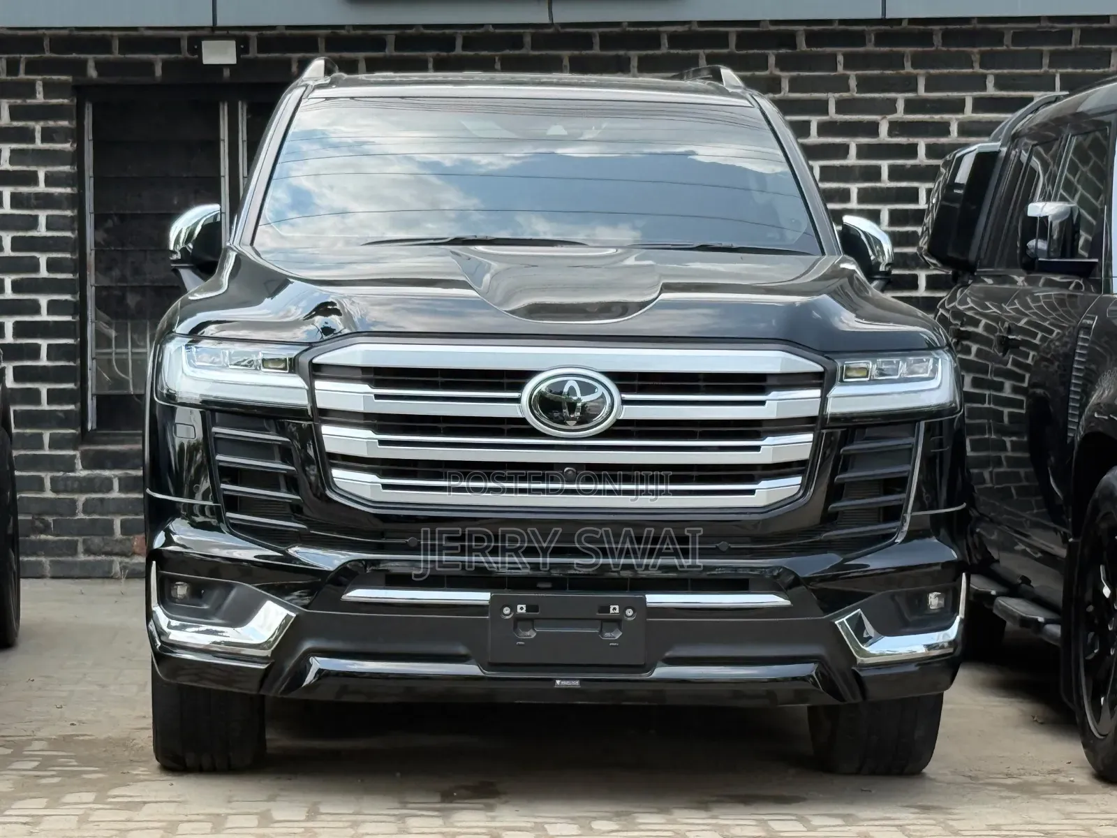 Toyota Land Cruiser 2022 Black