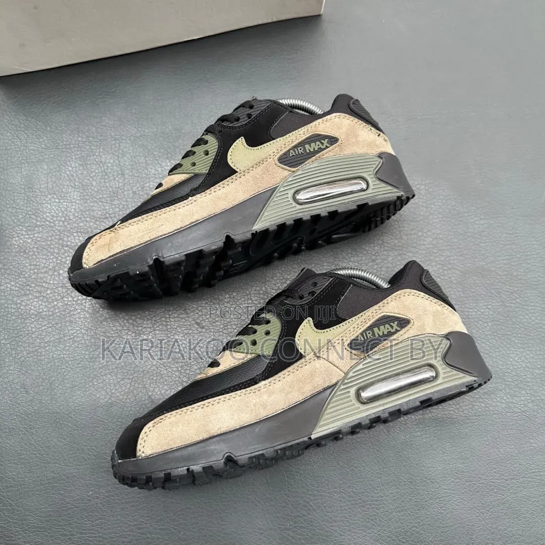 Men's Classic Air Max 90 Collection