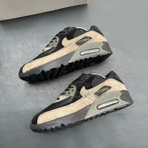 Men's Classic Air Max 90 Collection
