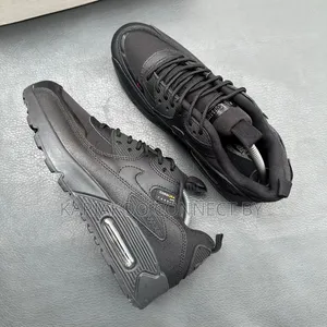 Men's Classic Air Max 90 Collection