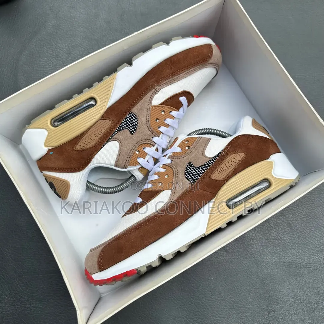 Men's Classic Air Max 90 Collection