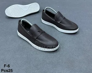 Men's Leather Shoes New and Original LOUIS VUITTON BRAND