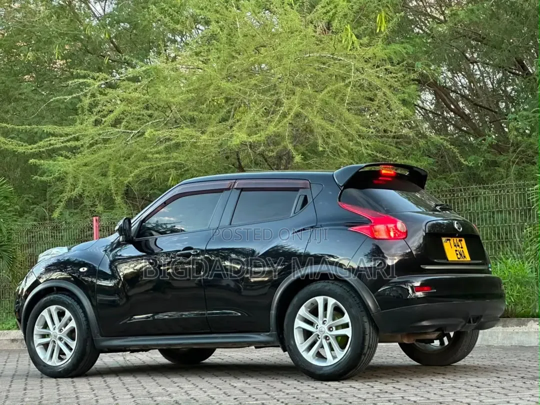 Nissan Juke 2012 Black