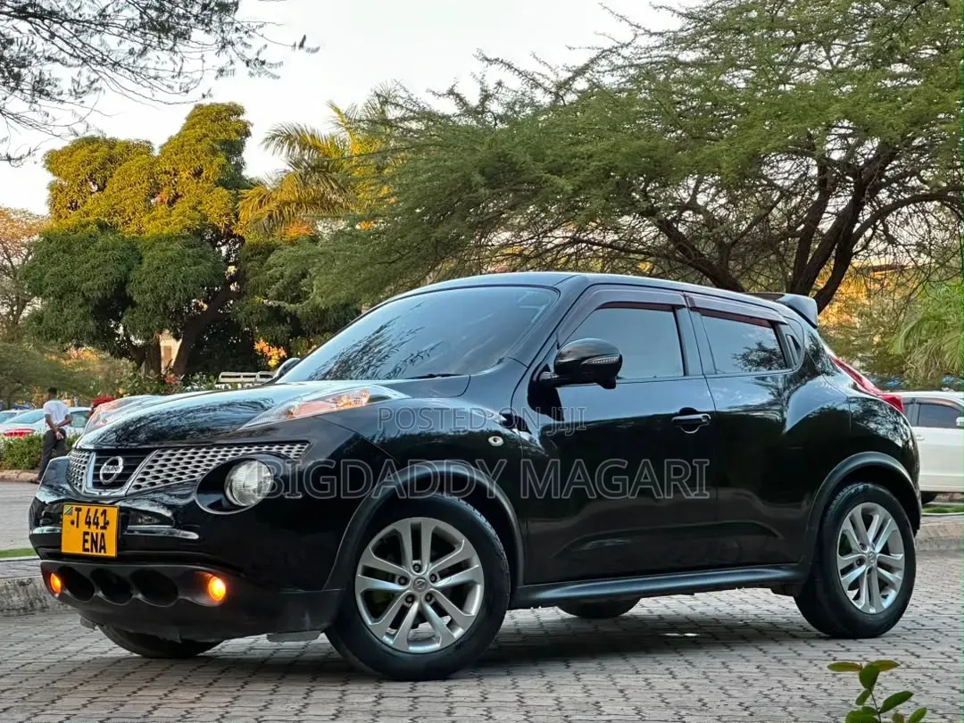 Nissan Juke 2012 Black